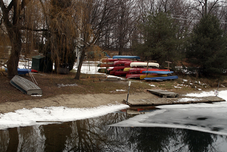 Lago semi-congelado em Toronto